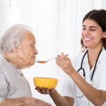 Auxiliar de geriatría española, amplia experiencia